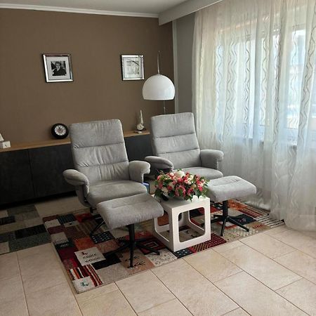 Appartement Bei Tante Tina à Bad Bergzabern Extérieur photo