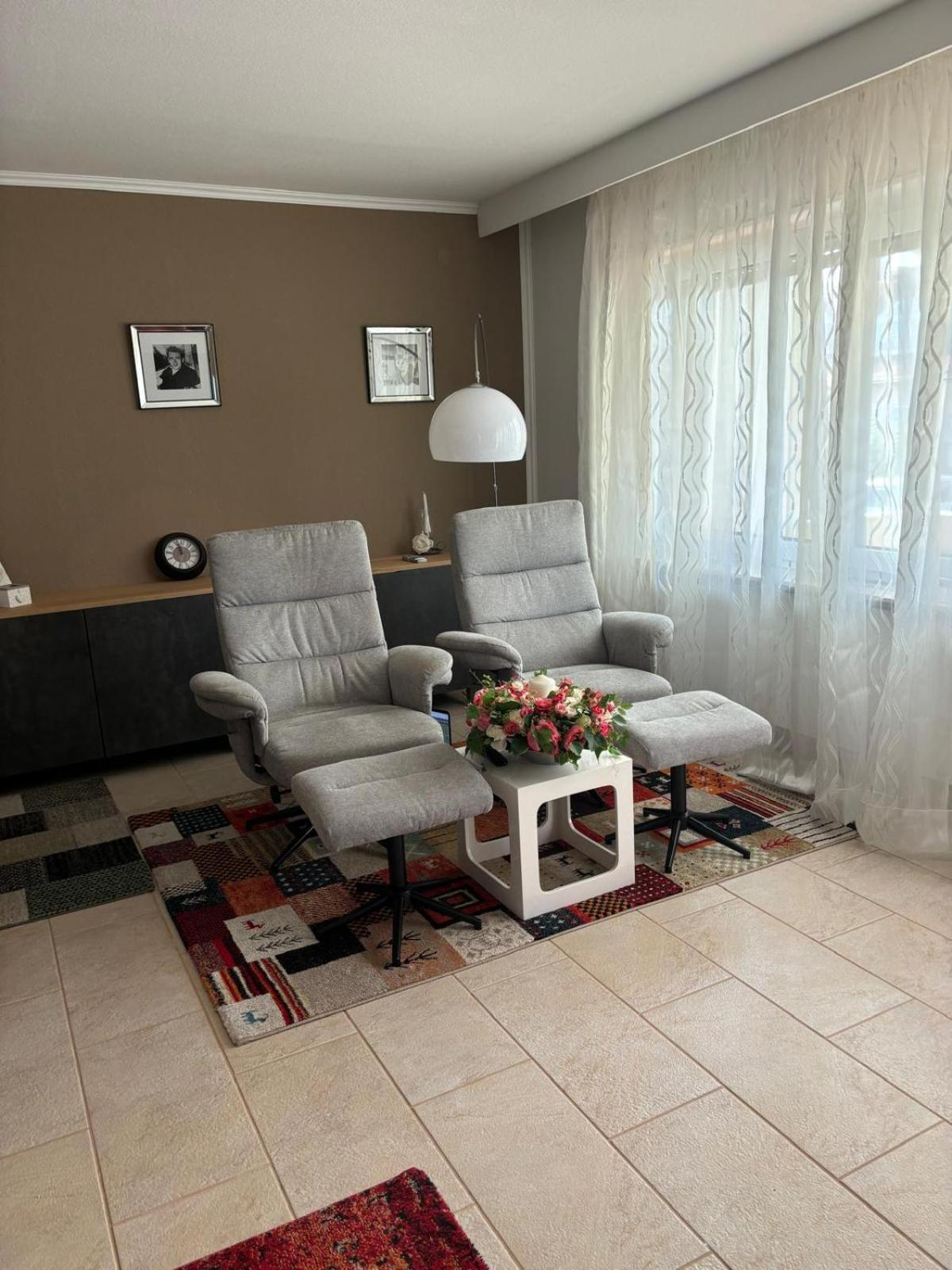 Appartement Bei Tante Tina à Bad Bergzabern Extérieur photo