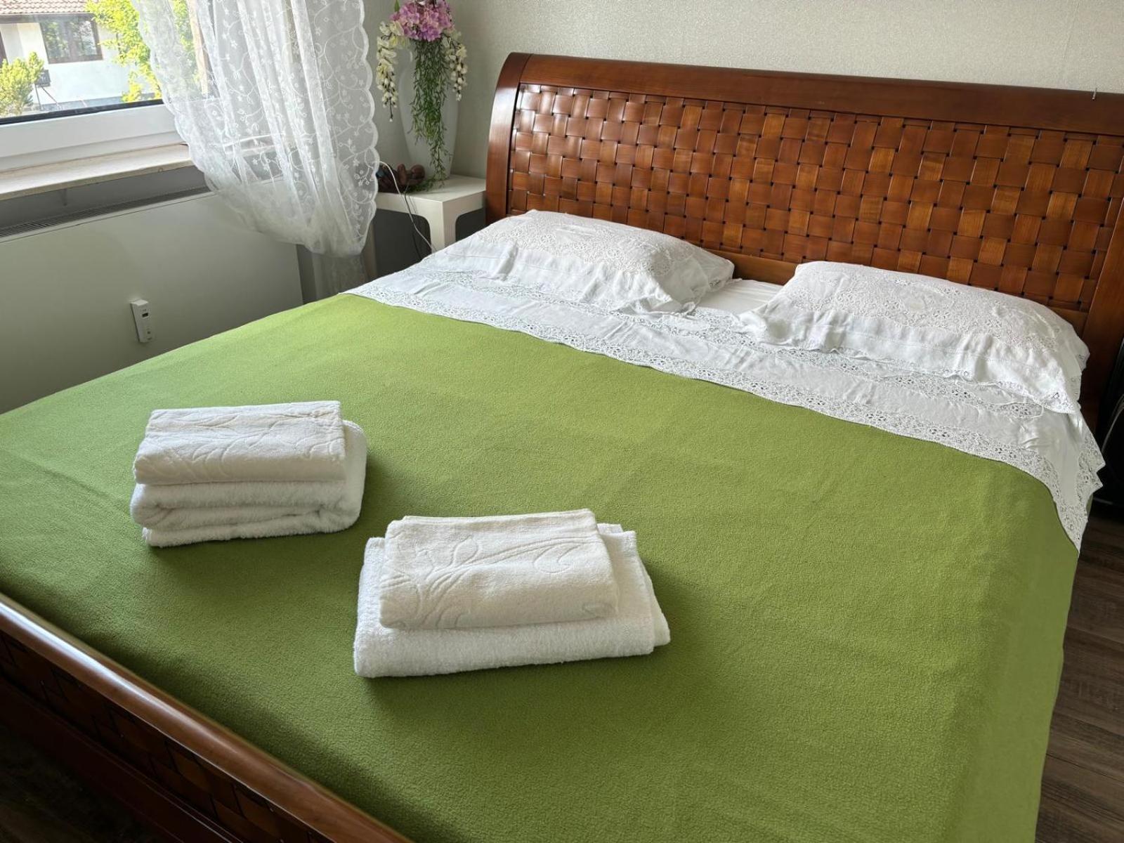 Appartement Bei Tante Tina à Bad Bergzabern Extérieur photo
